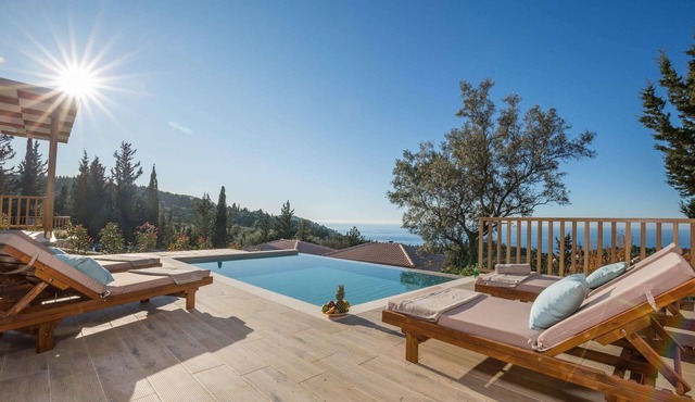 Sole - One Bedroom Villa, Sleeps 2