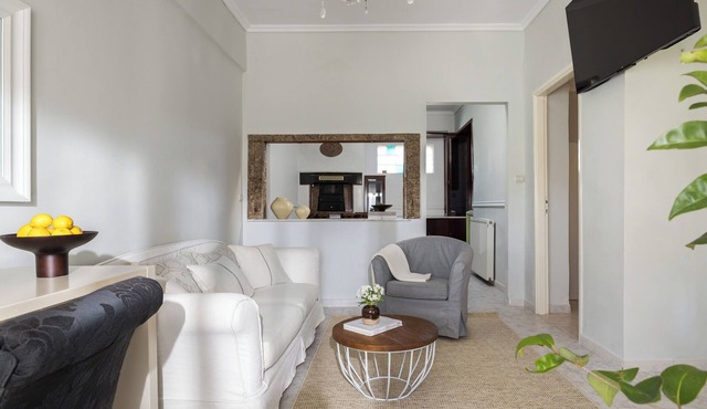 Spacious villa with beautiful large garden