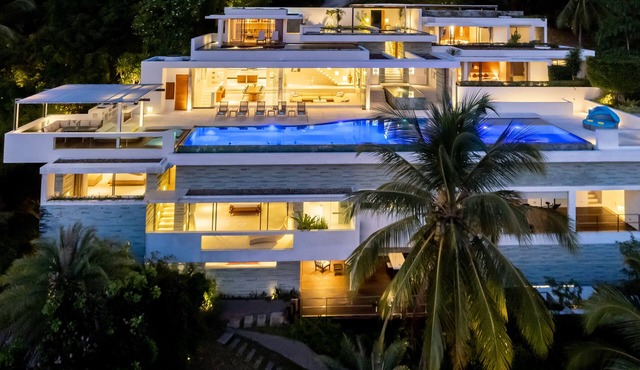 Splash: Contemporary Tropical Five Star Villa in Koh Samui