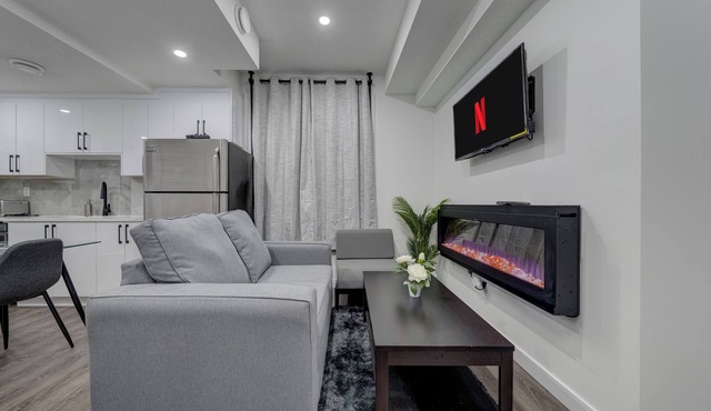 St. Albert Luxury New 2BR/2BA Basement Private Entrance Pet-Friendly in St. Albert