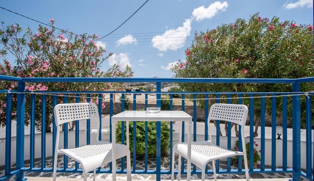 Studio Apartment 'Livadia Seaside Studios 11' with Shared Terrace, Wi-Fi and Air Conditioning