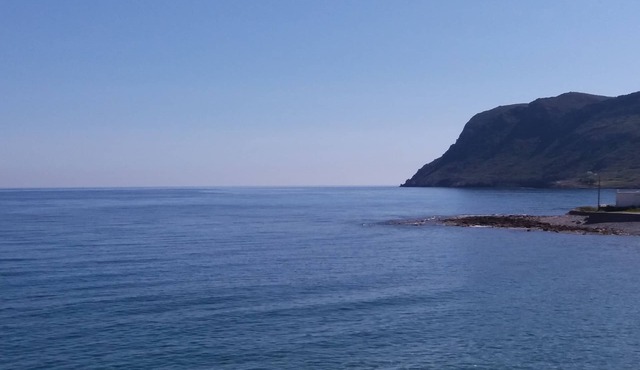 Studios In A Colouful Garden, The Sea At Your Doorstep!