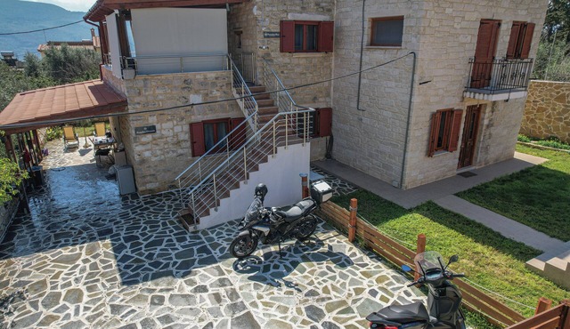 SundayMar Stone House in Chania