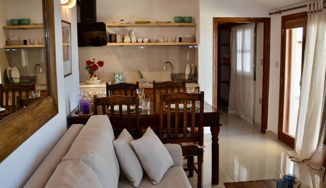 Sunrise Hotel in Samos
