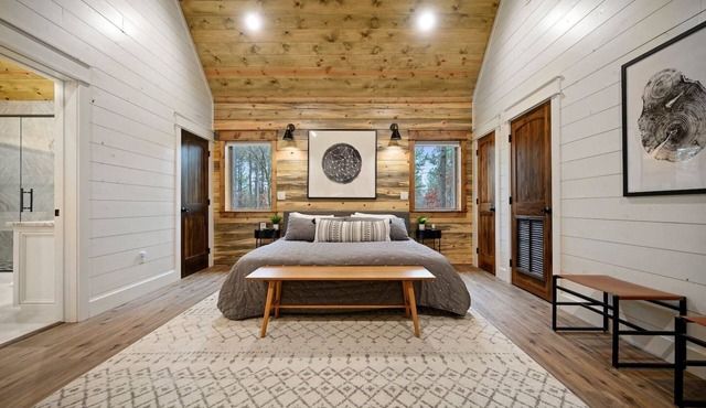 The Hygge House- Lux w/Dual Shower, Soak Tub & Spa in Broken Bow