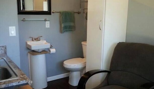 "Tiny Diggs" Is A Very Simple Lifestyle For One! in Jupiter