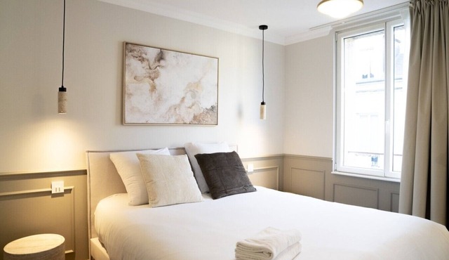 Trendy studio apartment, 2 minutes from the very center of town in Caen