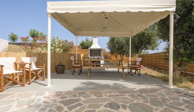 Tumeremos Apartment | Peaceful Garden Retreat | 3BR | BBQ | Near the Sea