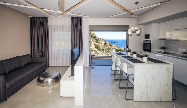 Villa Aquamarine beachfront Rhodes