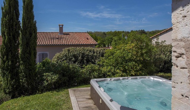 Villa Corduriès - air-conditioning & Spa in the castle grounds - II in Castelnau de Montmiral