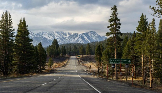 Villa De Los Pinos #33 Year-Round Activities in Mammoth Lakes