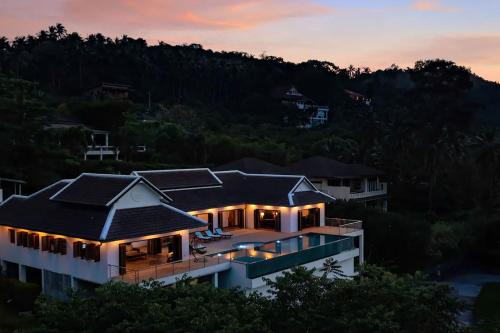 Villa E in Taling Ngam Beach