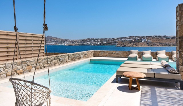 Villa "Myko" with Sea View, Private Pool & Wi-Fi
