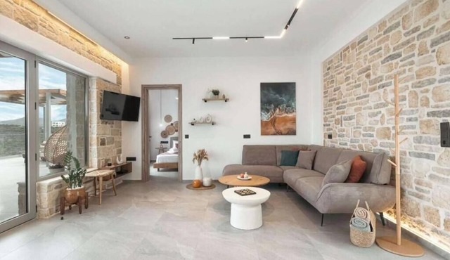 Villa Pezoulia Kamilari – Panoramic Luxury Above Crete