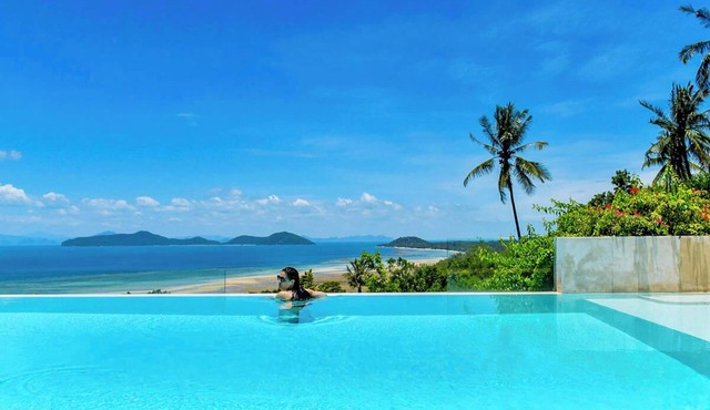 Villa Sila Varee - Five Bedroom Villa, Sleeps 10 in Na Mueang