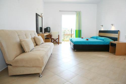 Villa Thomas Valtos beach