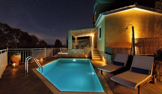 Villas Muscallas by Konnect, 200m from the Beach.