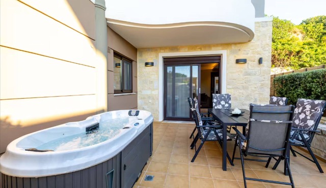 Villy Luxury Home by the sea 1