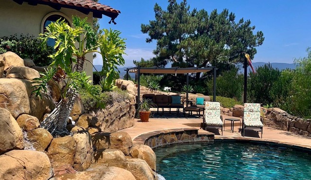 Vineyard Villa with 360-Degree Mtn Views, Private Saltwater Pool & Hot Tub in Escondido