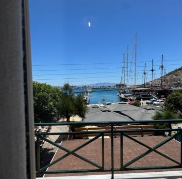 Yakinthos Port View Apartment Central Pothia Kalymnos