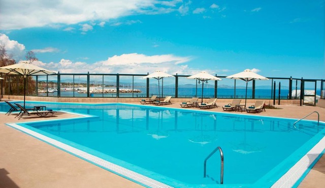 Zeus Essence Ramada by Wyndham Athens