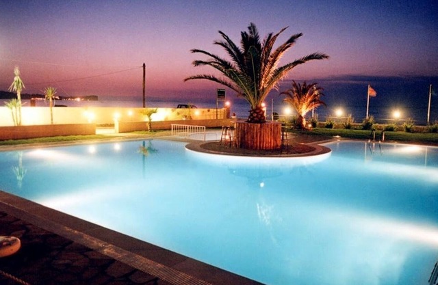Village Maisonette Roda 