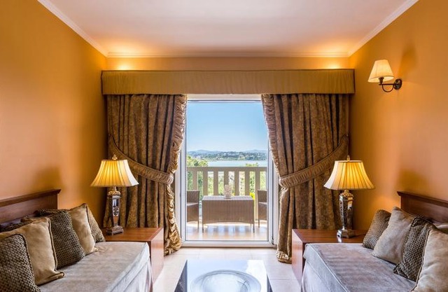 Ariti Grand Hotel