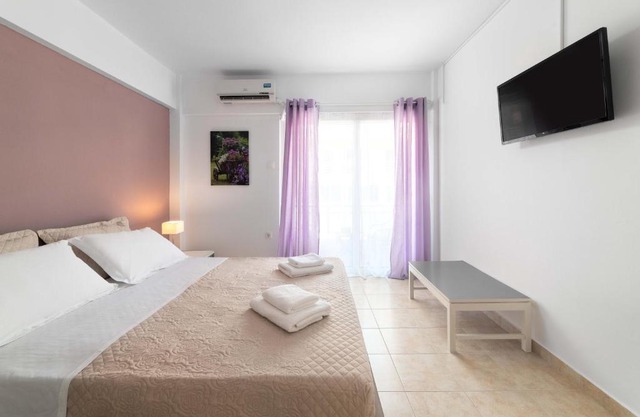 Astoria Studio 2, Rhodes City Center - Brand New bathroom