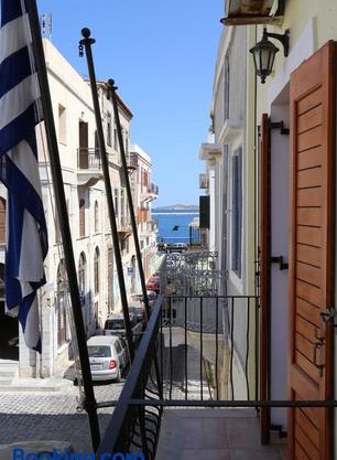 Avra Rooms Syros