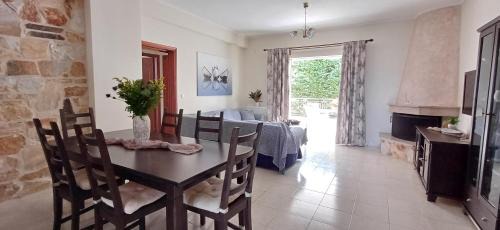 Blue Ark Aigeira Flat 