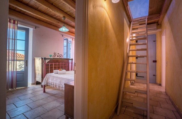 Bratis 4-bedroom Holiday Home