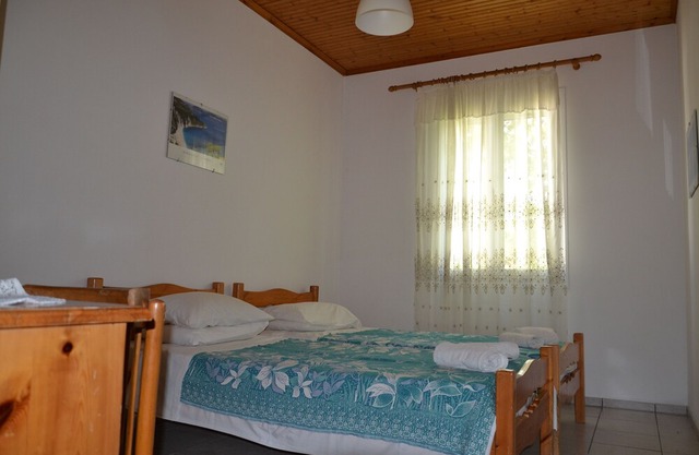 Bungalow Kefalonia: 2 bedroom bungalows with stunning sea view in Spartia