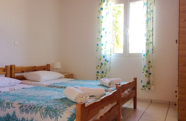 Bungalow Kefalonia: cute 2 bedroom bungalows in Spartia on a spacious territory