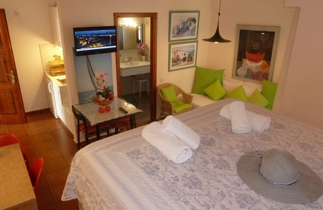 Calergi 12❤️️ Adorable Holiday Homebase to Explore All Famous Beaches
