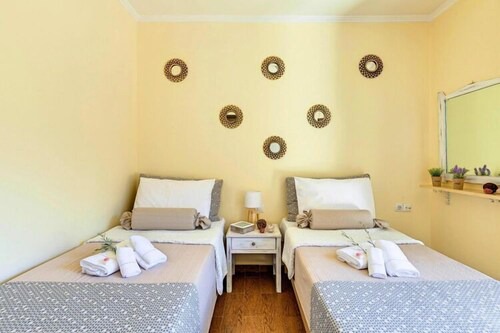 Cretan Sunny Villa Heated Pool