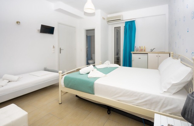 Depis place naxos triple room 1st floor