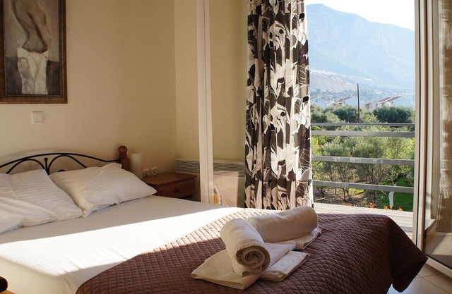 Diakopto beachfront, comfort single bedroom apartment (Punda Beach)