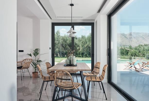 Drallos Luxury Villa