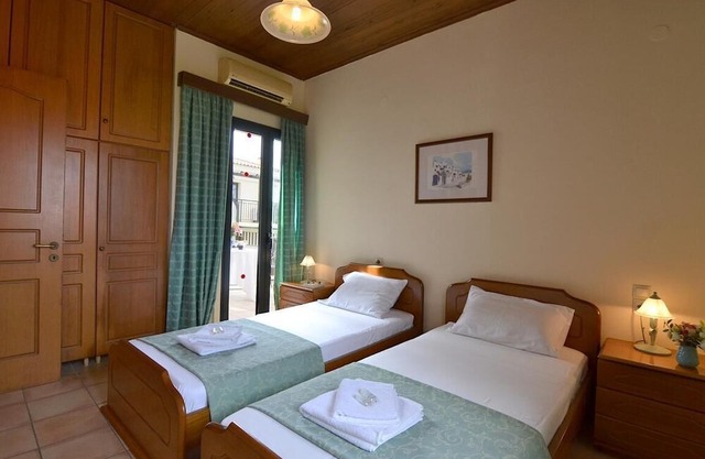 Holiday house Agios Myronas for 4 persons with 2 bedrooms - Holiday house