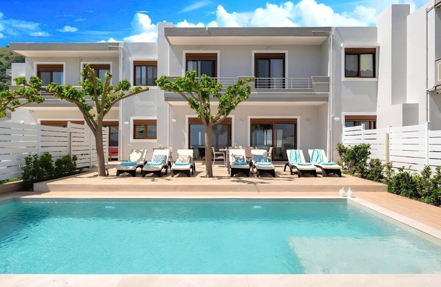 Holiday house Georgioupoli for 1 - 12 persons with 4 bedrooms - Twin house