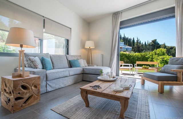 Holiday Melisi Persons Bedrooms 
