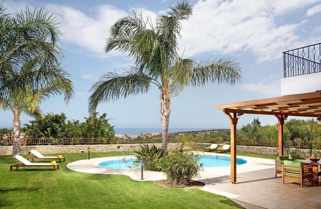 Holiday Piskopiano Persons Bedrooms 