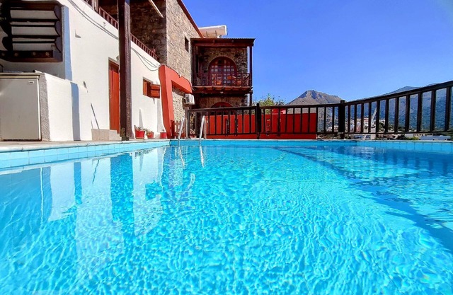 Holiday house Plaka for 1 - 6 persons with 2 bedrooms - Twin house