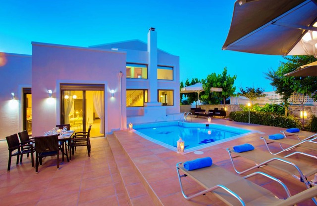 Holiday house with private pool for 6 persons 1 child in Skouloufia, Crete (North Coast of Crete)
