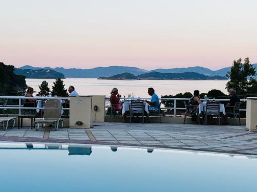 Kanapitsa Mare Hotel 