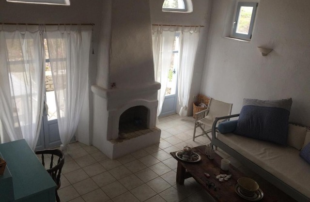 Lefkes Village House