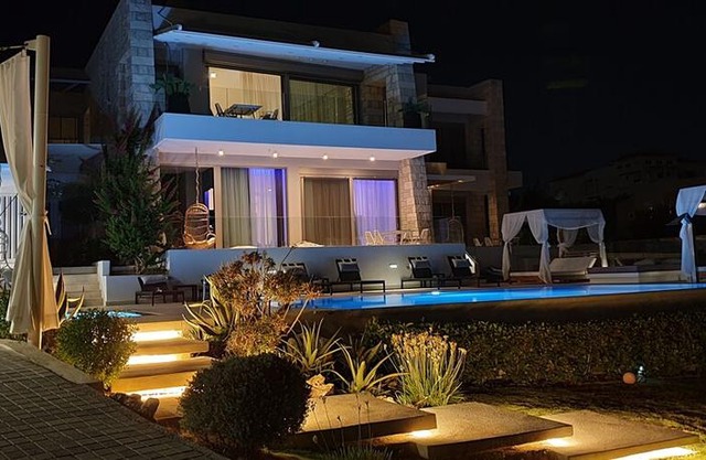 Made of Blue luxury suites collection
