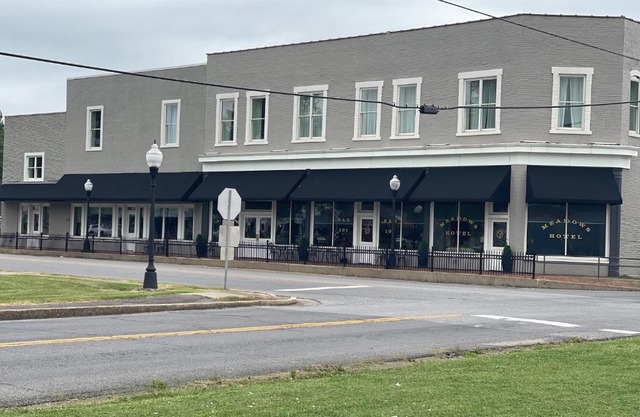 The Meadows Hotel 