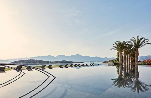 Minos Palace Hotel 