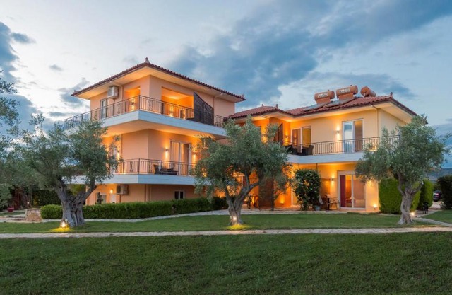 Nafplion Garden Comfy Home in Olive Grove Resort